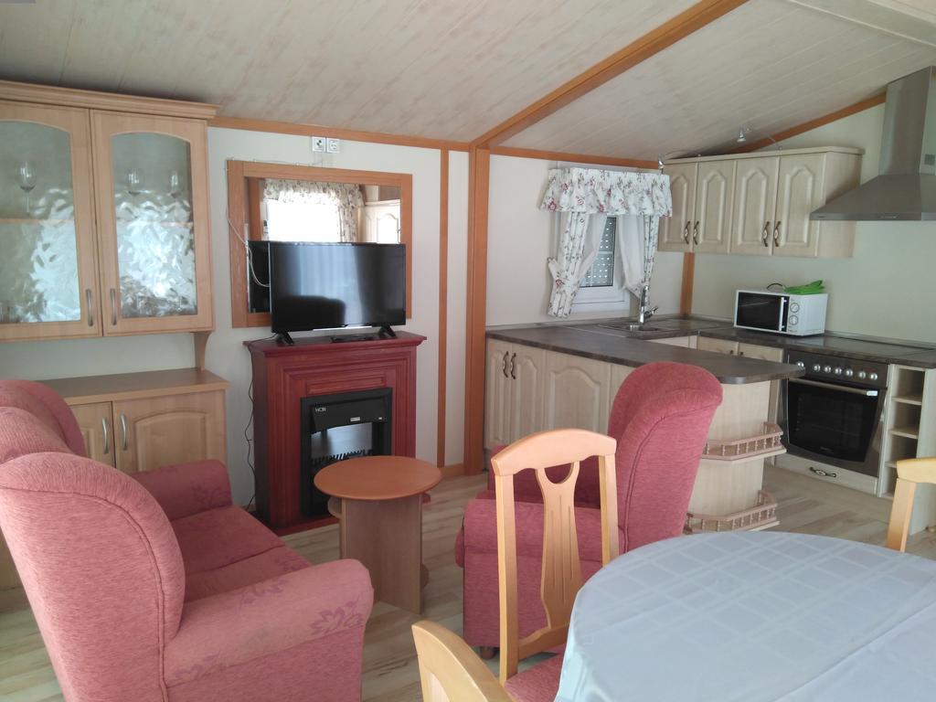 Camping Fuentes Blancas Бургос Экстерьер фото