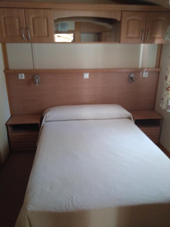 Camping Fuentes Blancas Бургос Экстерьер фото